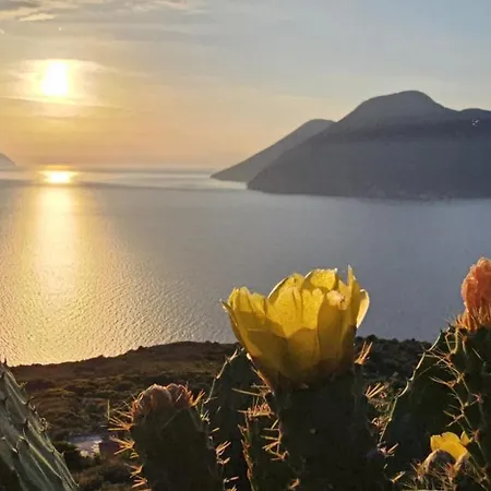Casa Rosetta Lipari بيت للعطل Quattro Pani