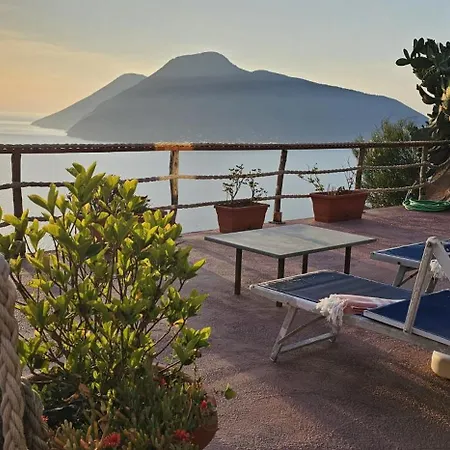 Casa Rosetta Lipari * Quattro Pani